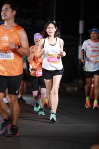 BIB: 22285, 266, 25033, 012
                            <button type="button" onclick="openModal(21558932)" class="btn btn-primary btn-sm float-right btn-popup" data-toggle="modal" data-target=".modal-high-quality">
                        <i class="fas fa-shopping-cart"></i> Add to Cart
                    </button>
                                            <button type="button" onclick="isThisMe(21558932, true)" class="btn btn-success btn-sm float-right btn-popup btn-isme hidden" data-toggle="tooltip" data-placement="bottom" title="นี่คือรูปของคุณใช่ไหม คลิกที่นี่เพื่อเอาเข้าอัลบั้ม">
                        <i class="fas fa-plus"></i> Add to album
                    </button>
                    <button type="button" onclick="isThisMe(21558932, false)" class="btn btn-warning btn-sm float-right btn-popup btn-isnotme hidden">
                        <i class="fas fa-ban"></i> Remove from album
                    </button>